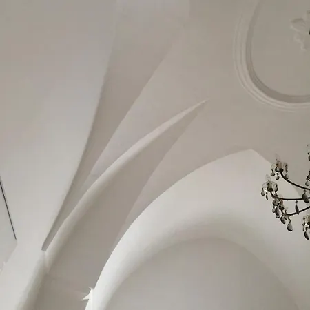 Spacious White Scandidesign Apartman *