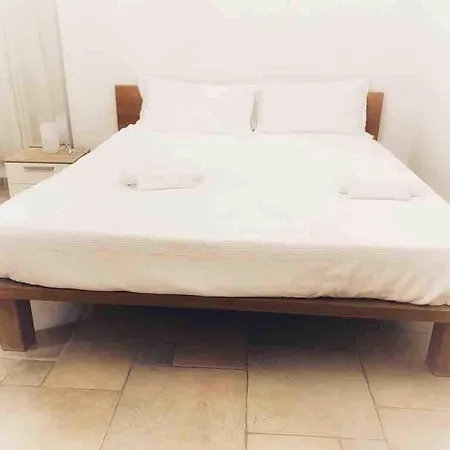 Spacious White Scandidesign Apartman *